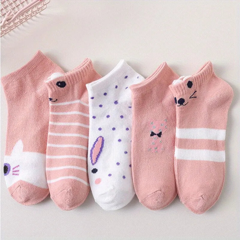 Women's Cartoon Kitty Crew Short Socks - Cute & Comfortable