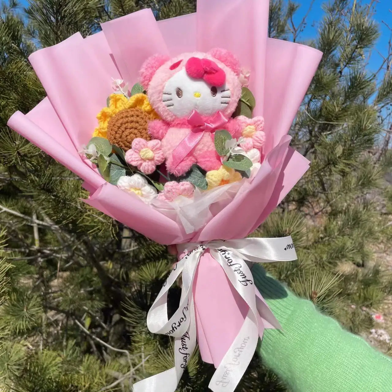 Sanrio Hello Kitty Plush Flower Bouquet