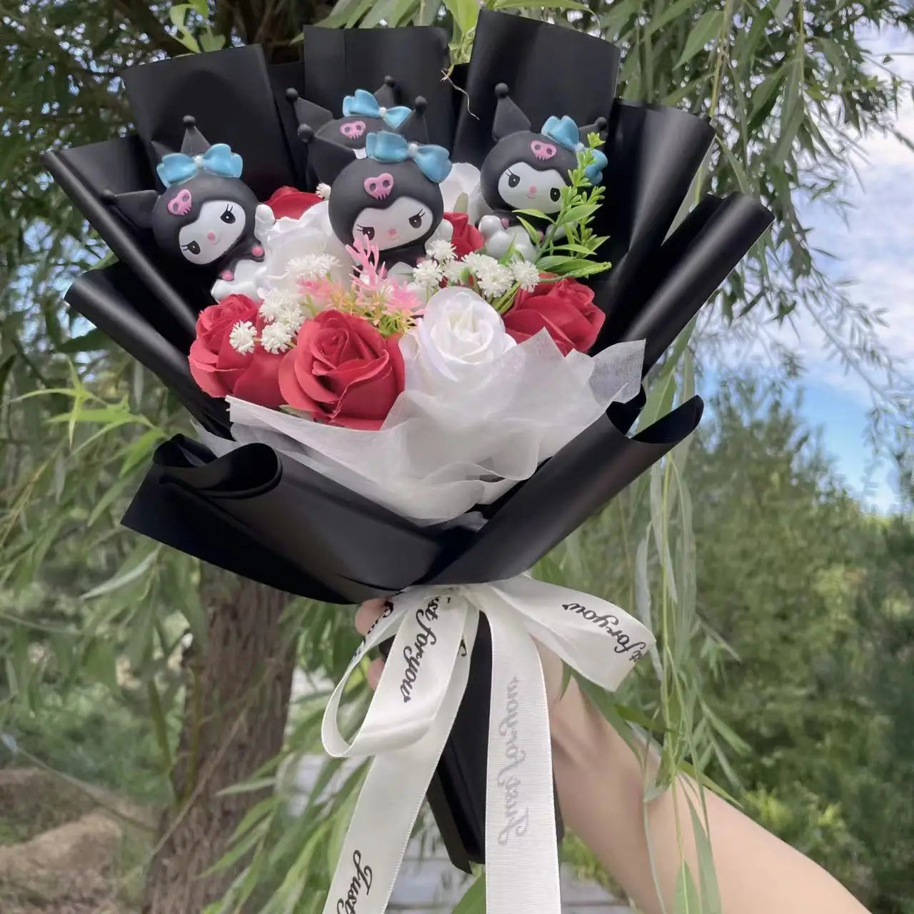 Sanrio Hello Kitty Plush Flower Bouquet