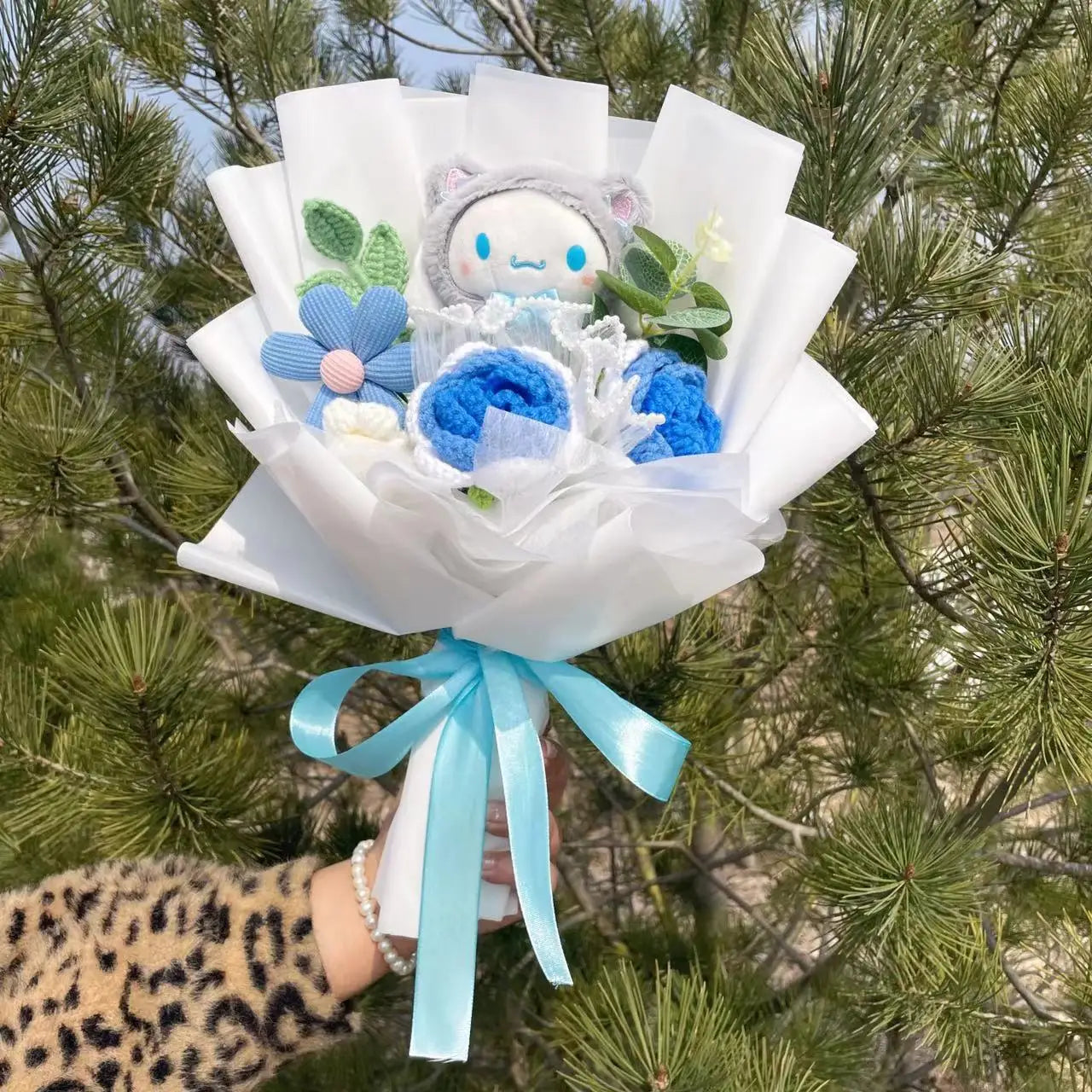 Sanrio Hello Kitty Plush Flower Bouquet