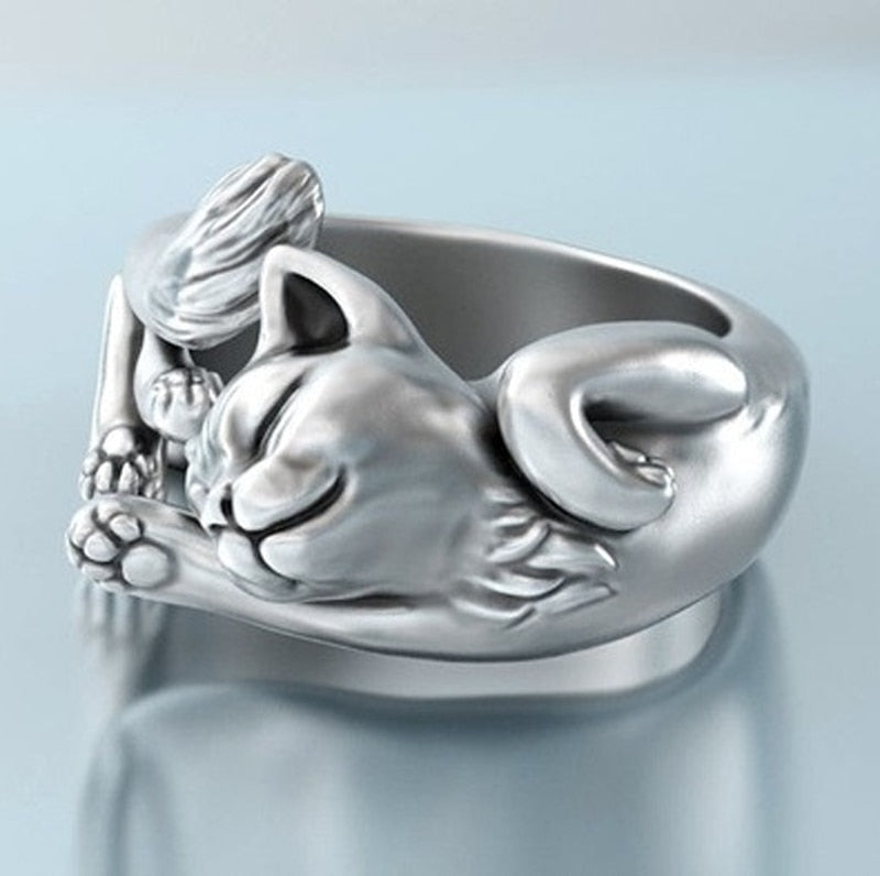 Cute Stretching Cat Ring